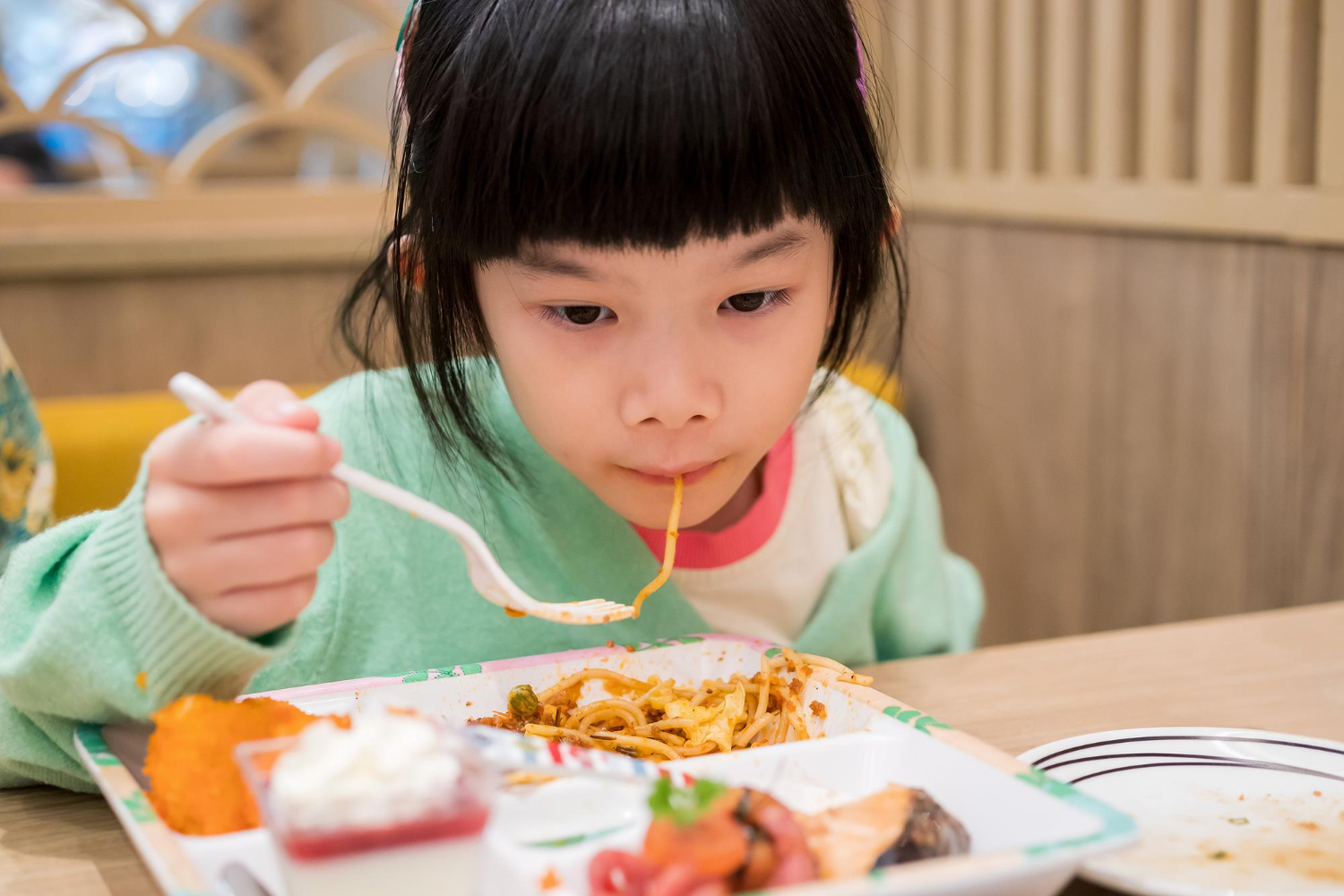 サイゼリヤ お子様ランチ なくなった理由と今後の楽しみ方